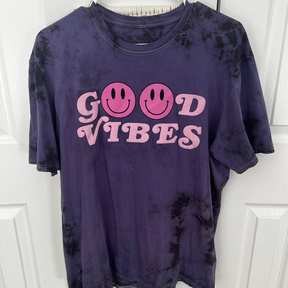 Good vibes T-shirt from PacSun